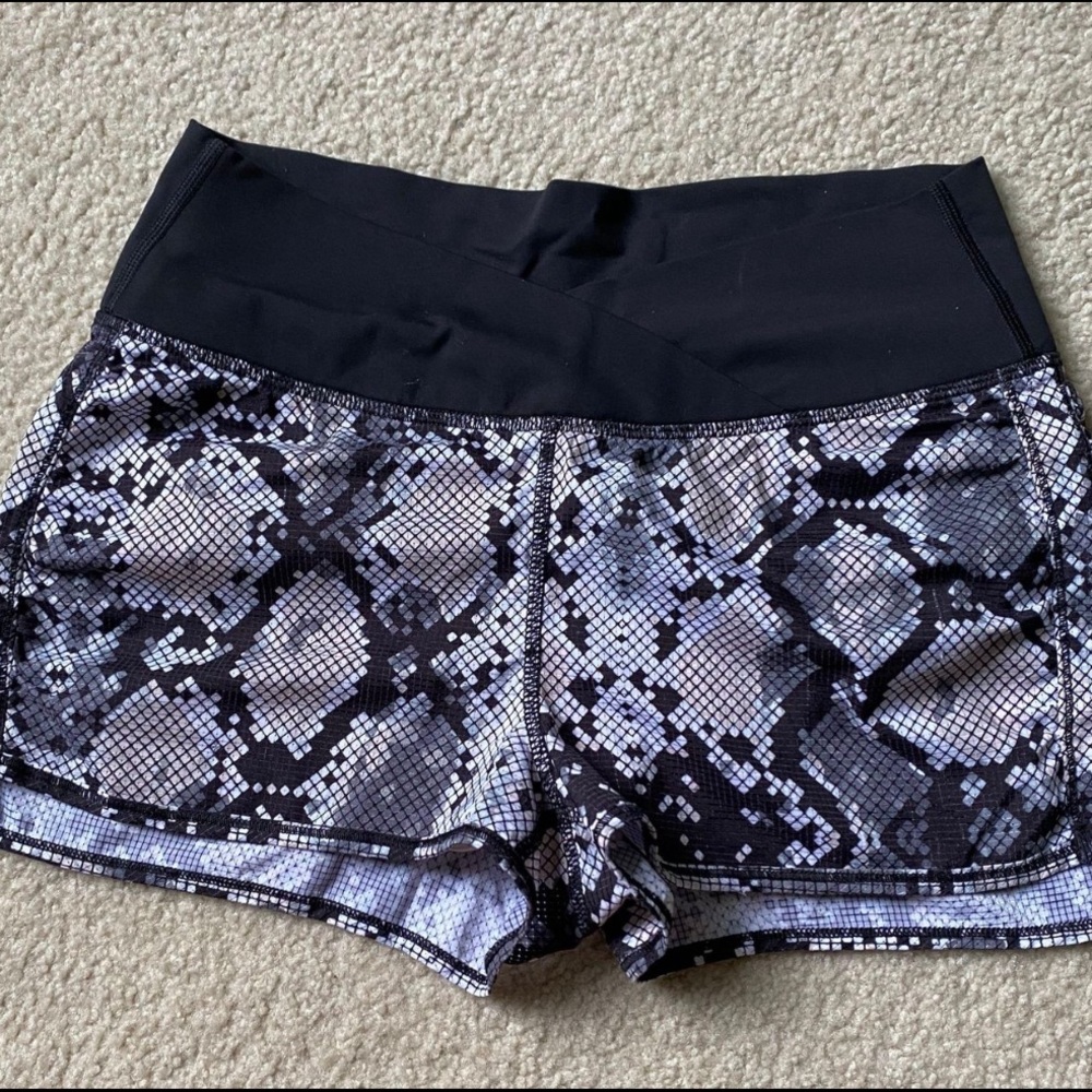 Lululemon snakeskin crossover waist shorts